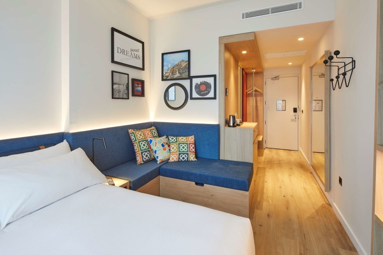 Hampton by Hilton Barcelona Fira Gran Via photo 15