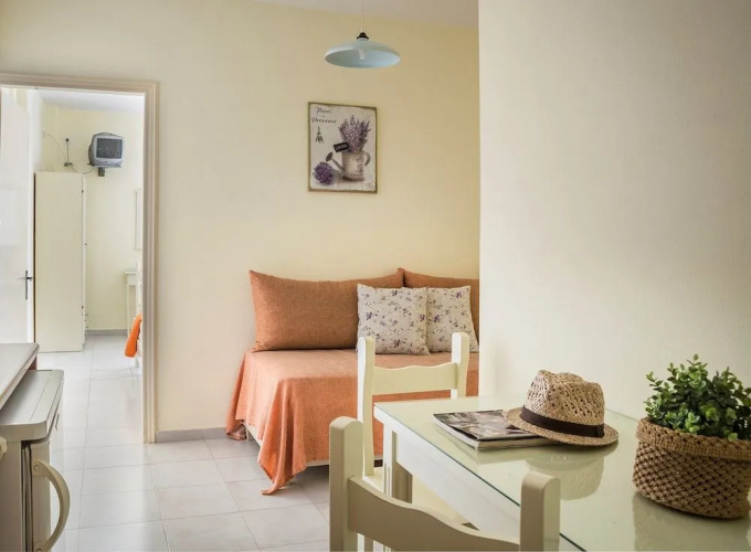 Marinos Apartments