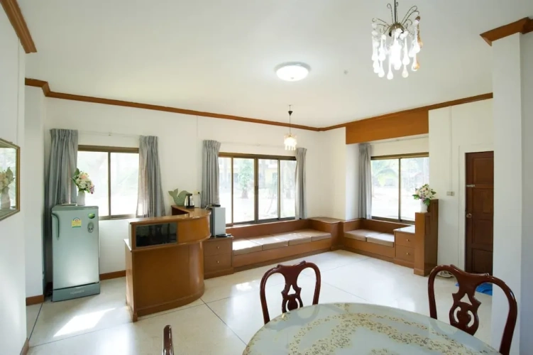 Standard Family room