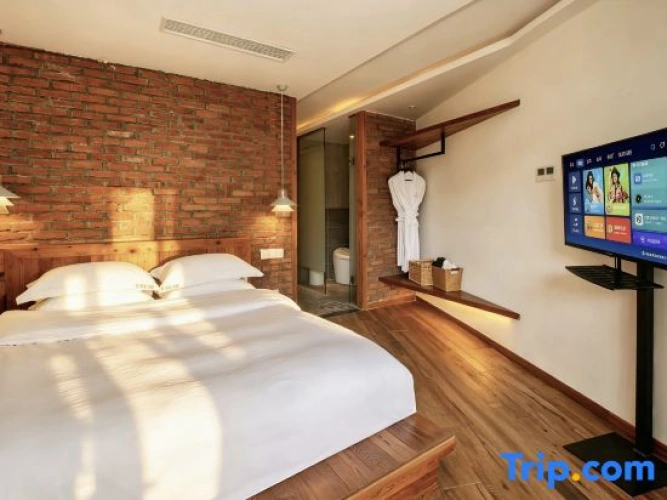 Family Suite with balcony and with river view