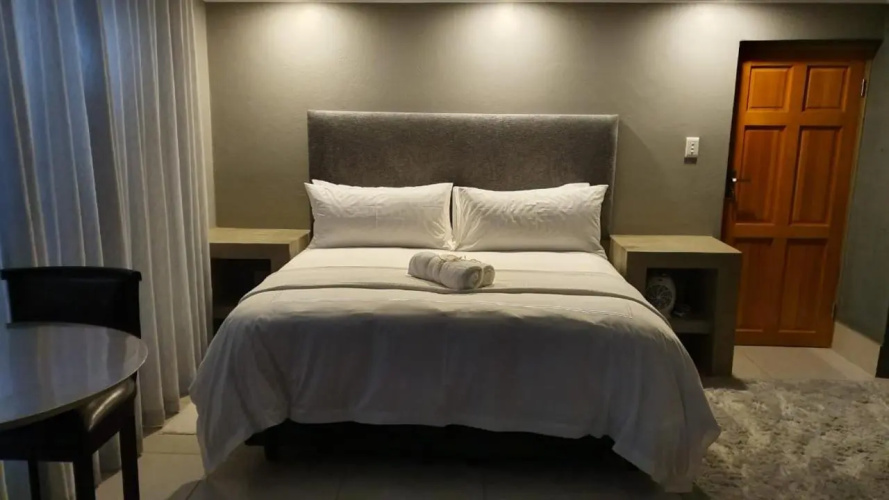 Izimbali Lodge