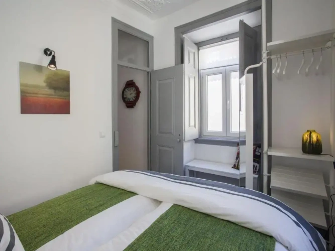2 Bedrooms Apartment