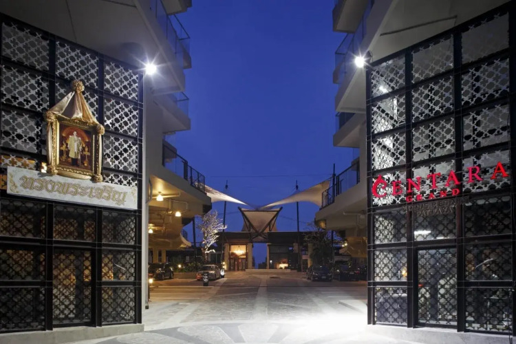 Pattaya Modus Beachfront Resort Over view