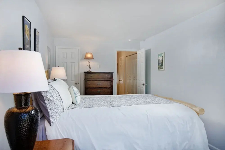 Timber Ridge Unit 2e 1 Bedroom Condo by RedAwning