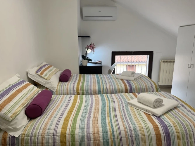 2 Bedrooms Apartment