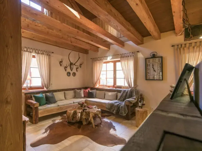 Hunting Chalet No. 19