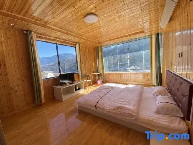 Standard Double room with view