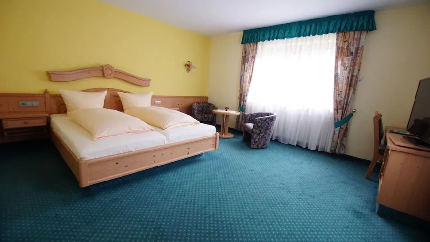 Economy Double room with garden view