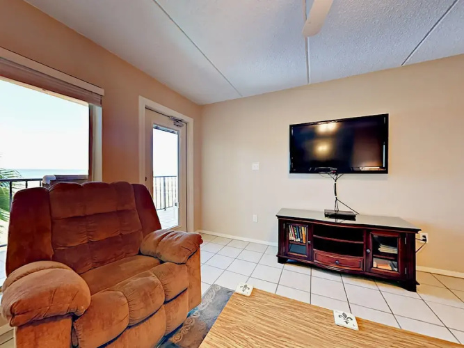 4400 Gulf Blvd Condo Unit 308