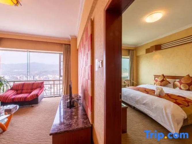 1 Bedroom Family Suite