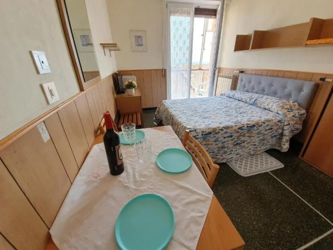 Studio with balcony and with sea view