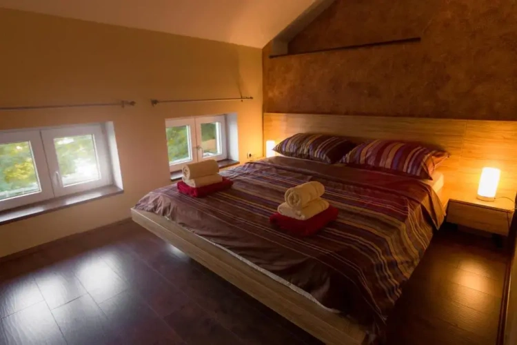 1 Bedroom Apartment with city view