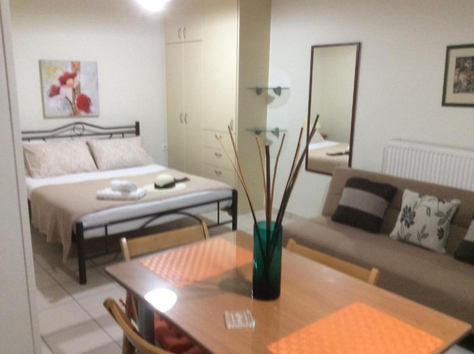 1 Bedroom Apartment