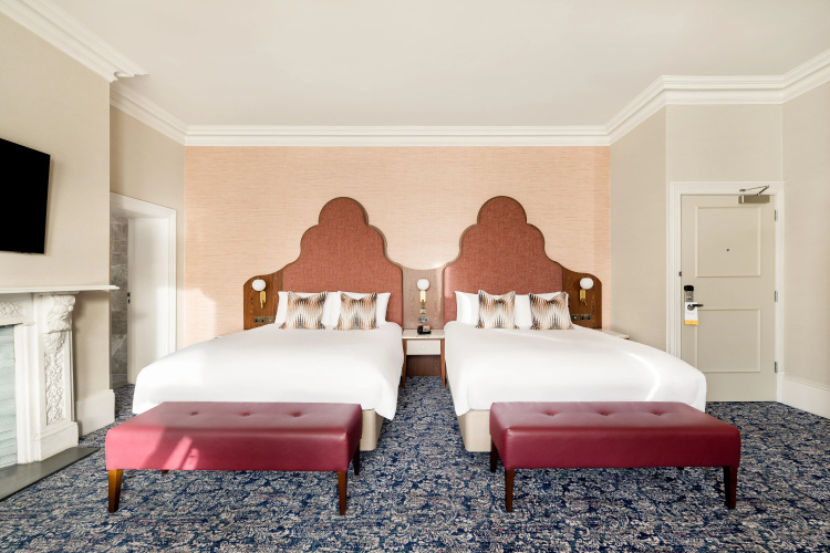 Clifton Hotel