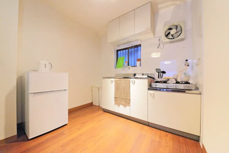 3 Bedrooms Apartment