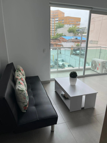 201-Confortable Aparta Estudio Nuevo en Granada