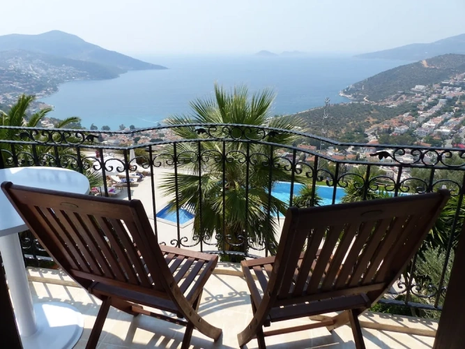 1 Bedroom Deluxe Apartment with balcony and with sea view