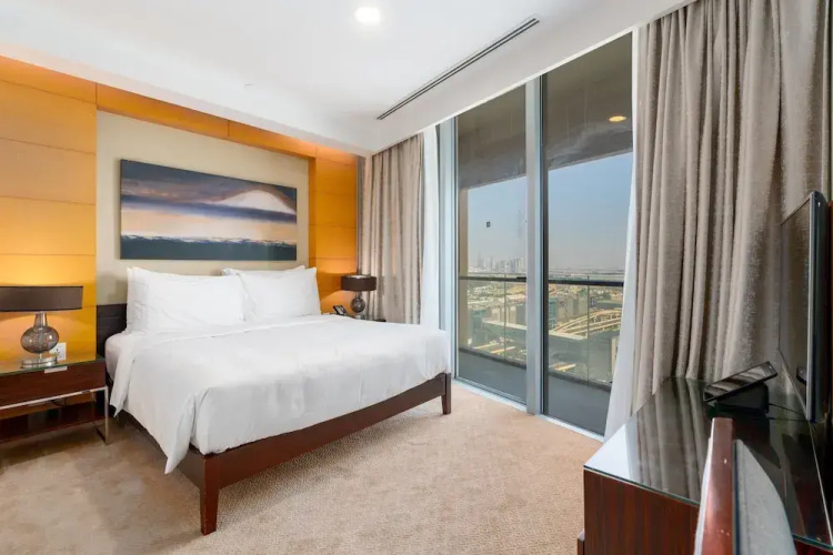 SuperHost - Spacious Apartment With Panoramic Skyline Views I Address Dubai Mall