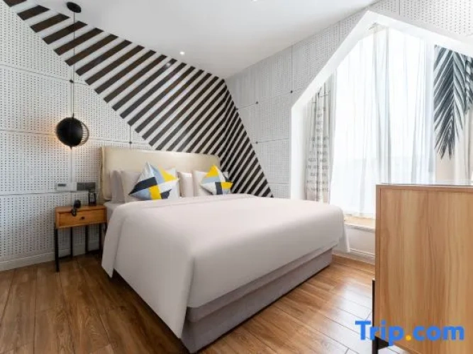 Standard Double Duplex room with city view