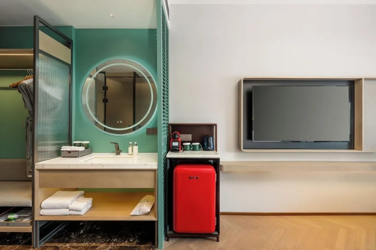 Double Suite