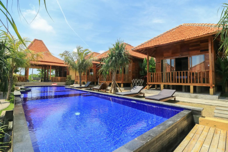 Ocho Bali Surf Camp