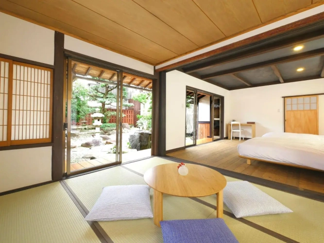 Premier room