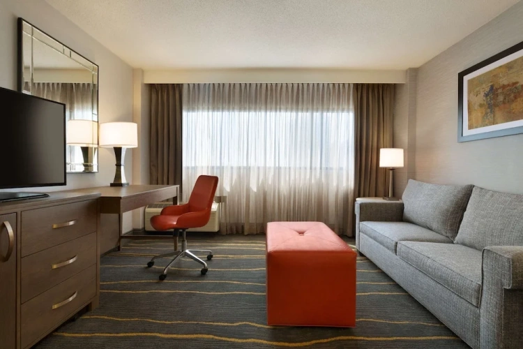 Quadruple Suite