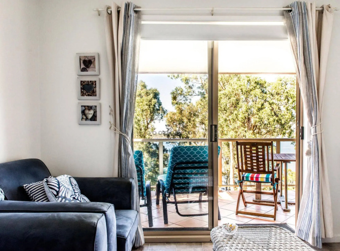 Anne's Waterfront Haven Bed and Breakfast