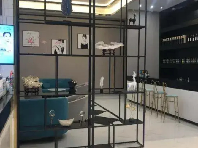 Xi'an Hotel (Weinan Bus Station)