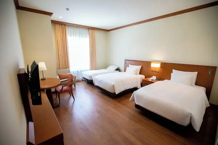 Grand Empire Hotel