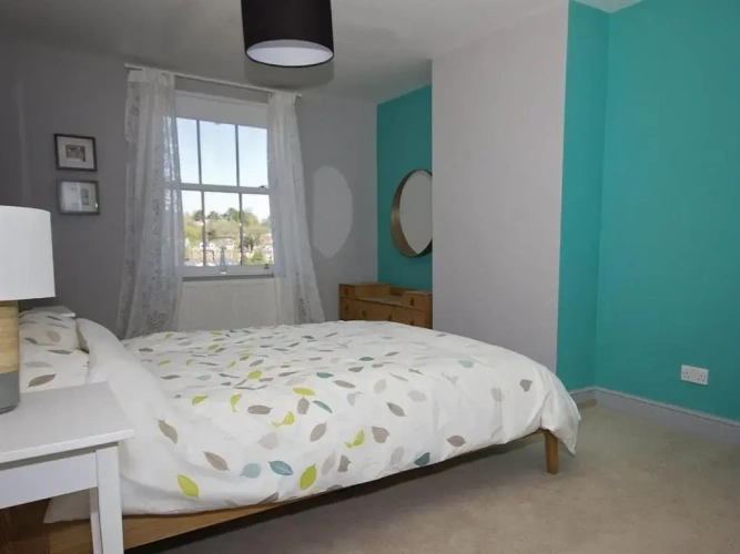 3 Bedrooms Apartment