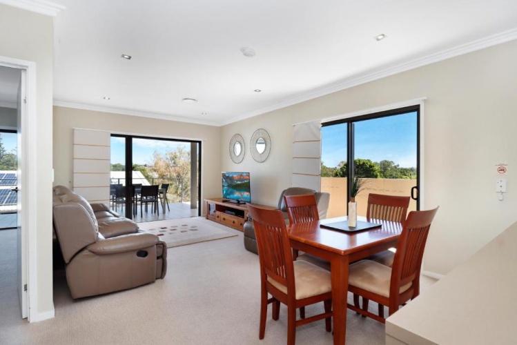 1 Bedroom Apartment with balcony