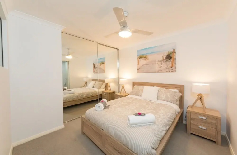Lakeview Suite 16