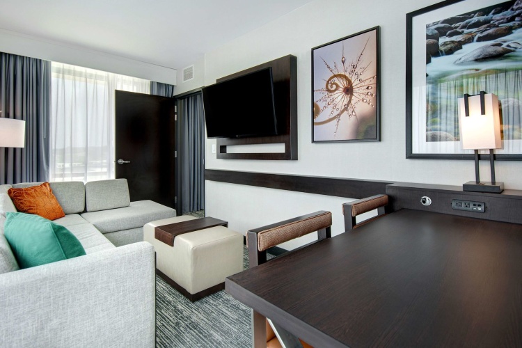 Embassy Suites by Hilton Alpharetta Halcyon photo 7