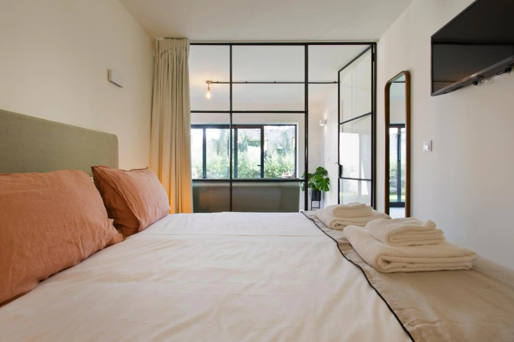 Zen Garden Studio A