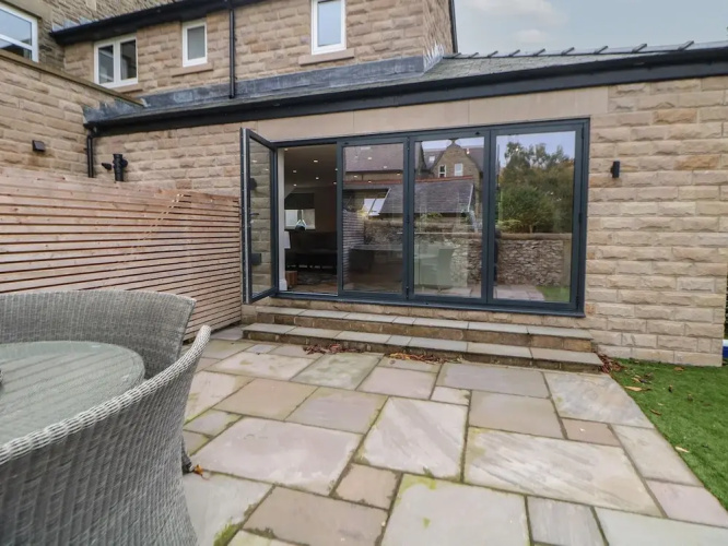 Netherdale House