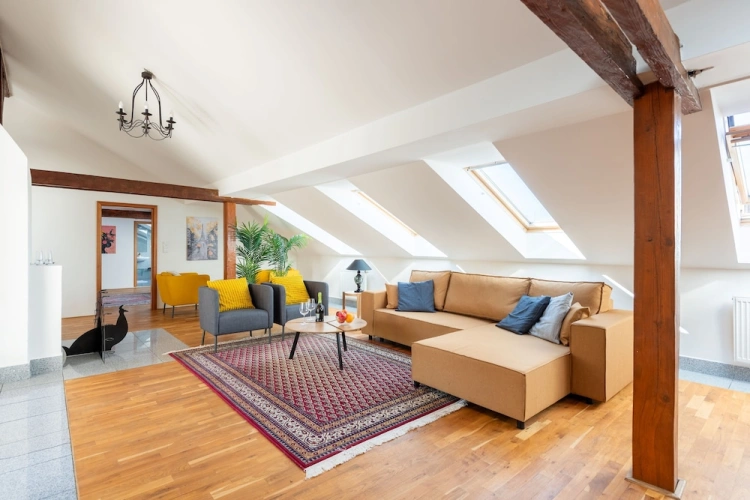 Deluxe Apartment