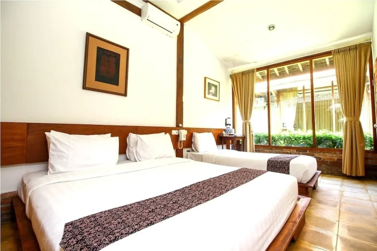 Superior Triple room