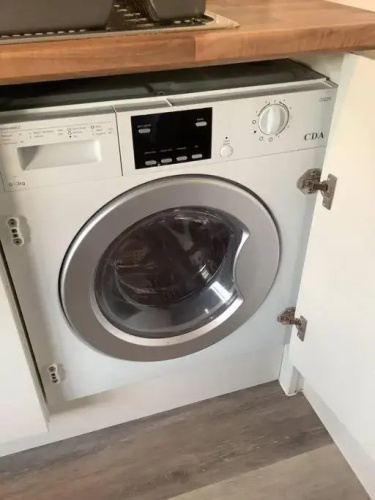 #305 1 Bedroom Serviced apartment -free parking