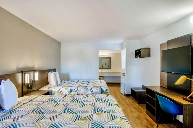 Motel 6 Fort Worth, TX - White Settlement
