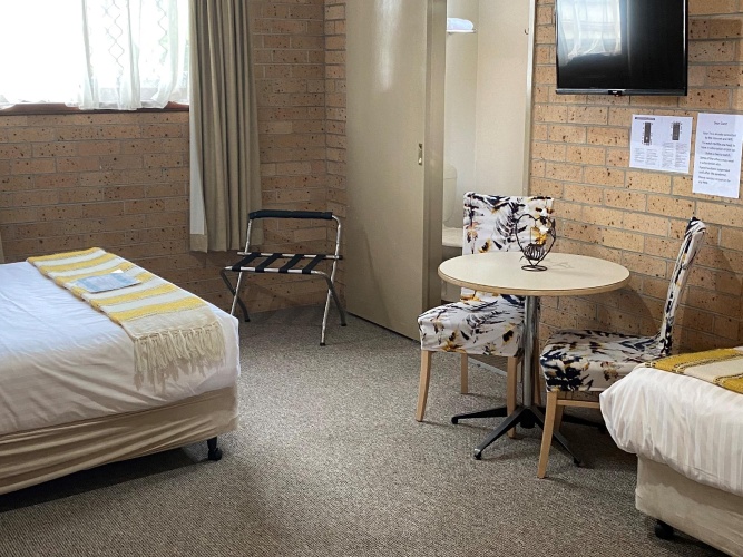 Standard Twin room
