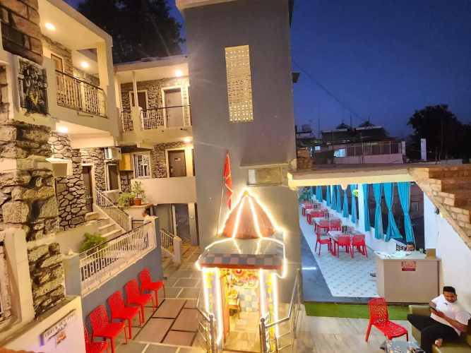 Mahima Palace