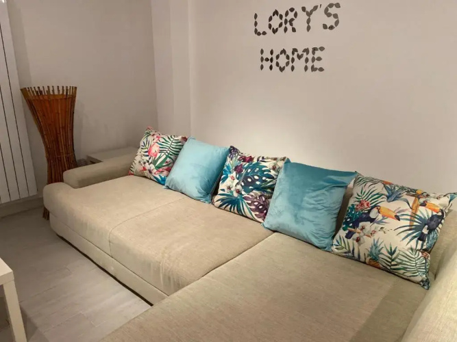 Bari Lory’s Home