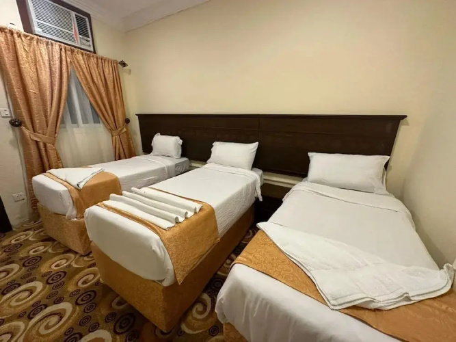 Owais Hotel