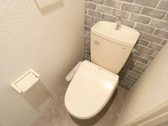 Alpha Square Minami 6 Jo 411