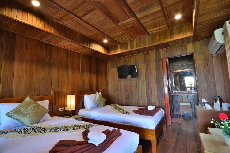 Diamond Beach Resort