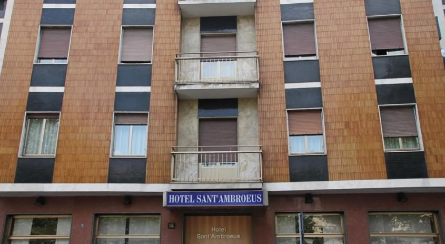 Sant Ambroeus Hotel photo 26