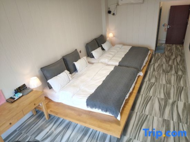 Premium Twin room