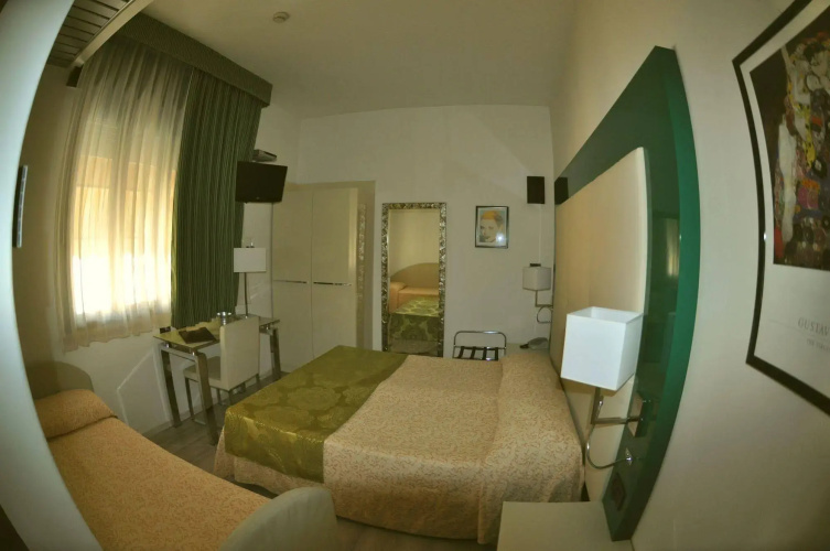 Green Park Hotel