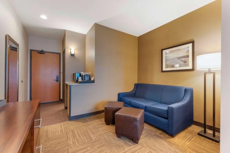 Double Basement Suite with lake view